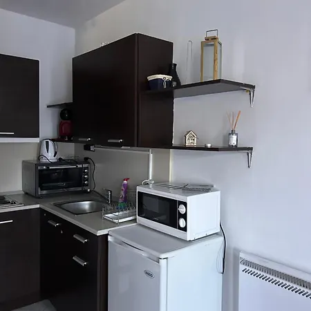 студио в Life B7 Apartment